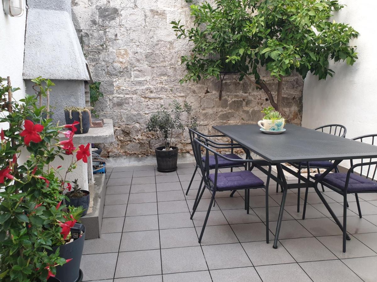 Lemon Tree Hotel Donji Seget Екстериор снимка