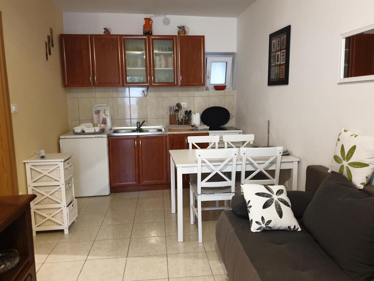 Lemon Tree Hotel Donji Seget Екстериор снимка