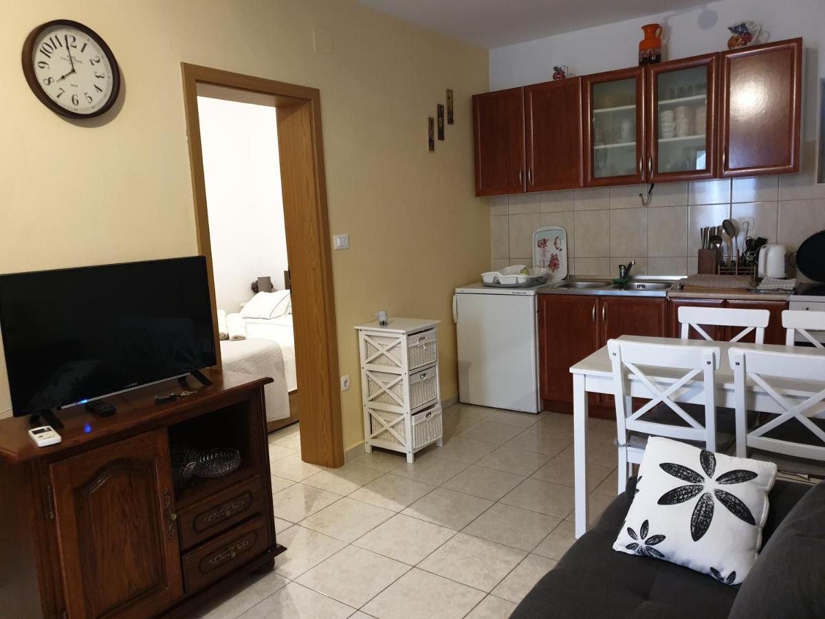 Lemon Tree Hotel Donji Seget Екстериор снимка