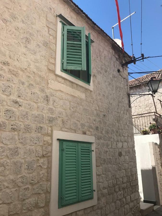 Lemon Tree Hotel Donji Seget Екстериор снимка